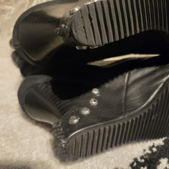 John Fluevog Conquer Safia Boots - Picture 5 of 8